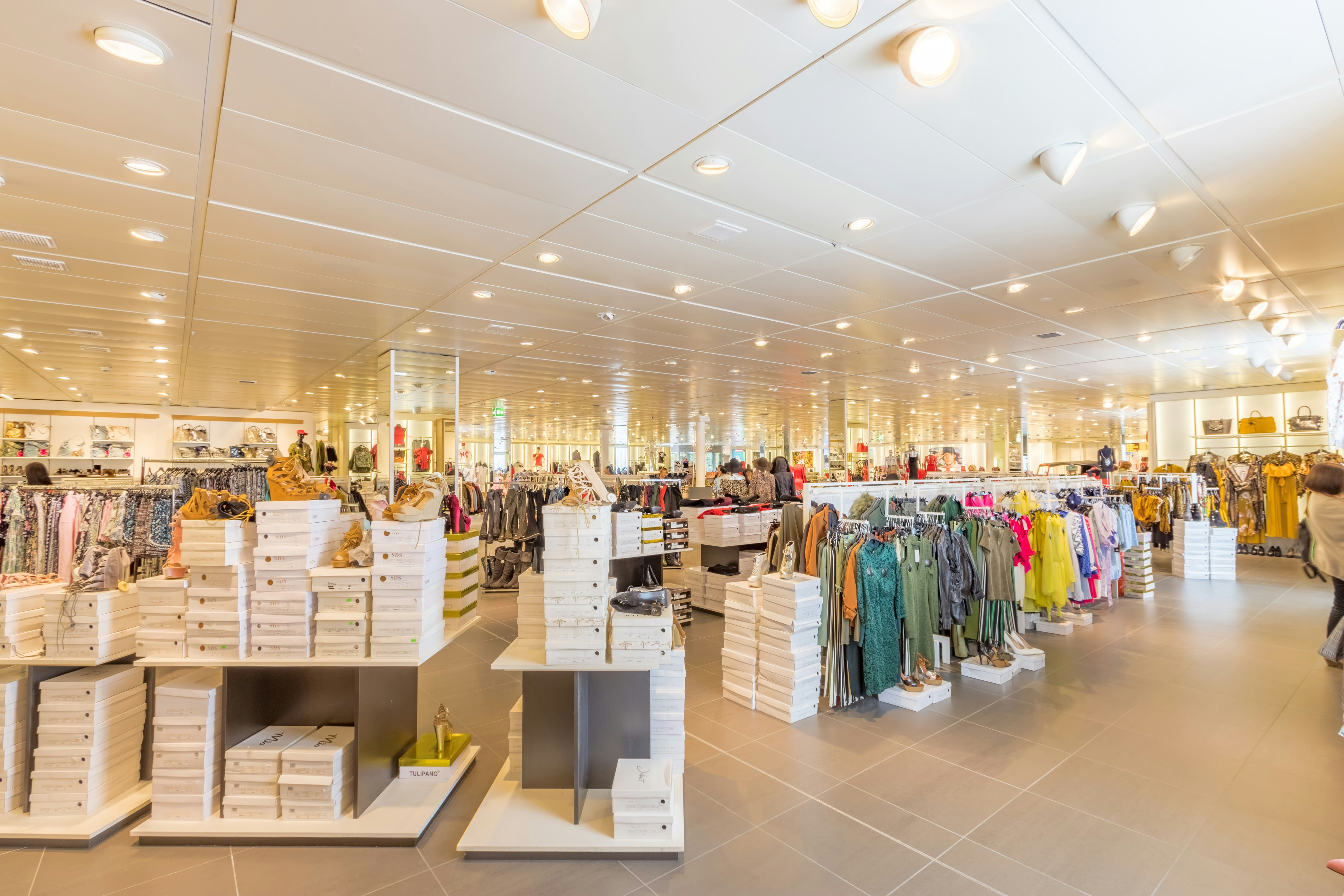 Consumer & Retail
